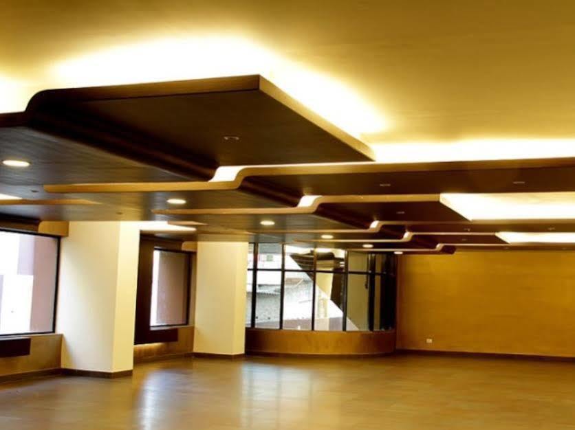 Cocoon Luxury Business Hotel Дханбад Экстерьер фото