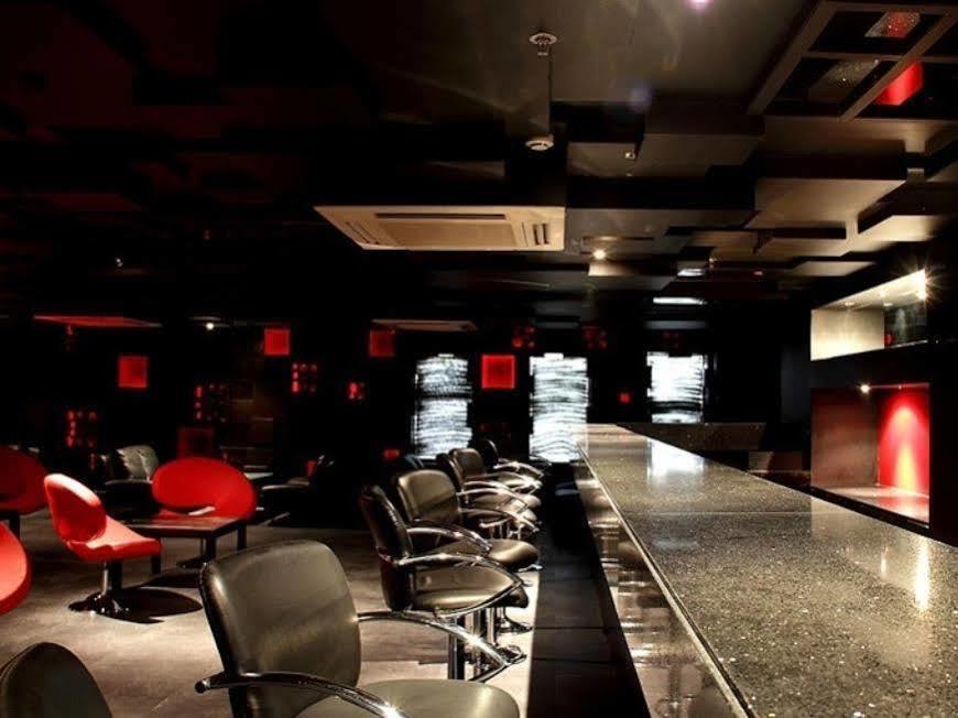 Cocoon Luxury Business Hotel Дханбад Экстерьер фото